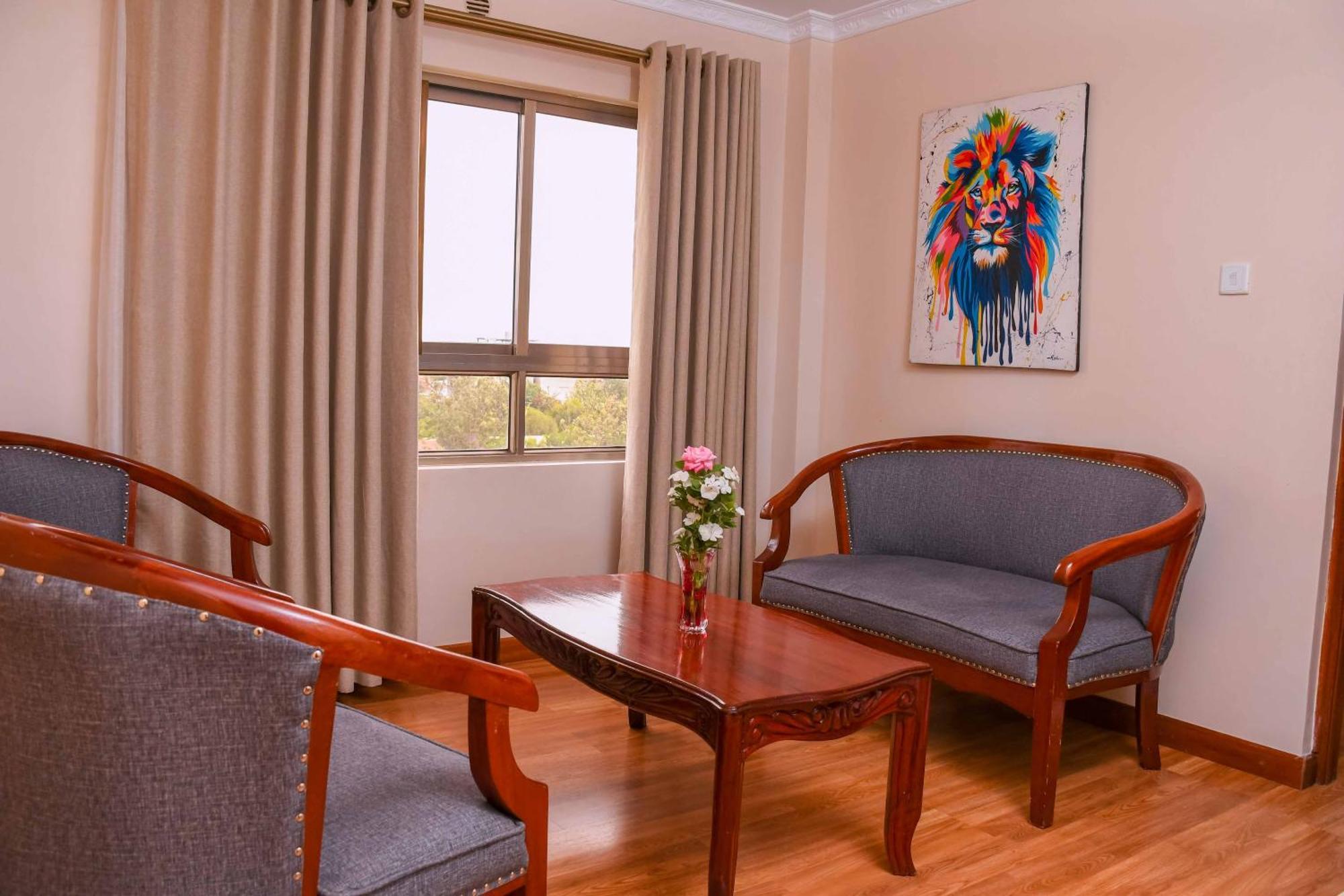 Buraha Zenoni Hotel And Resort Nakuru Buitenkant foto