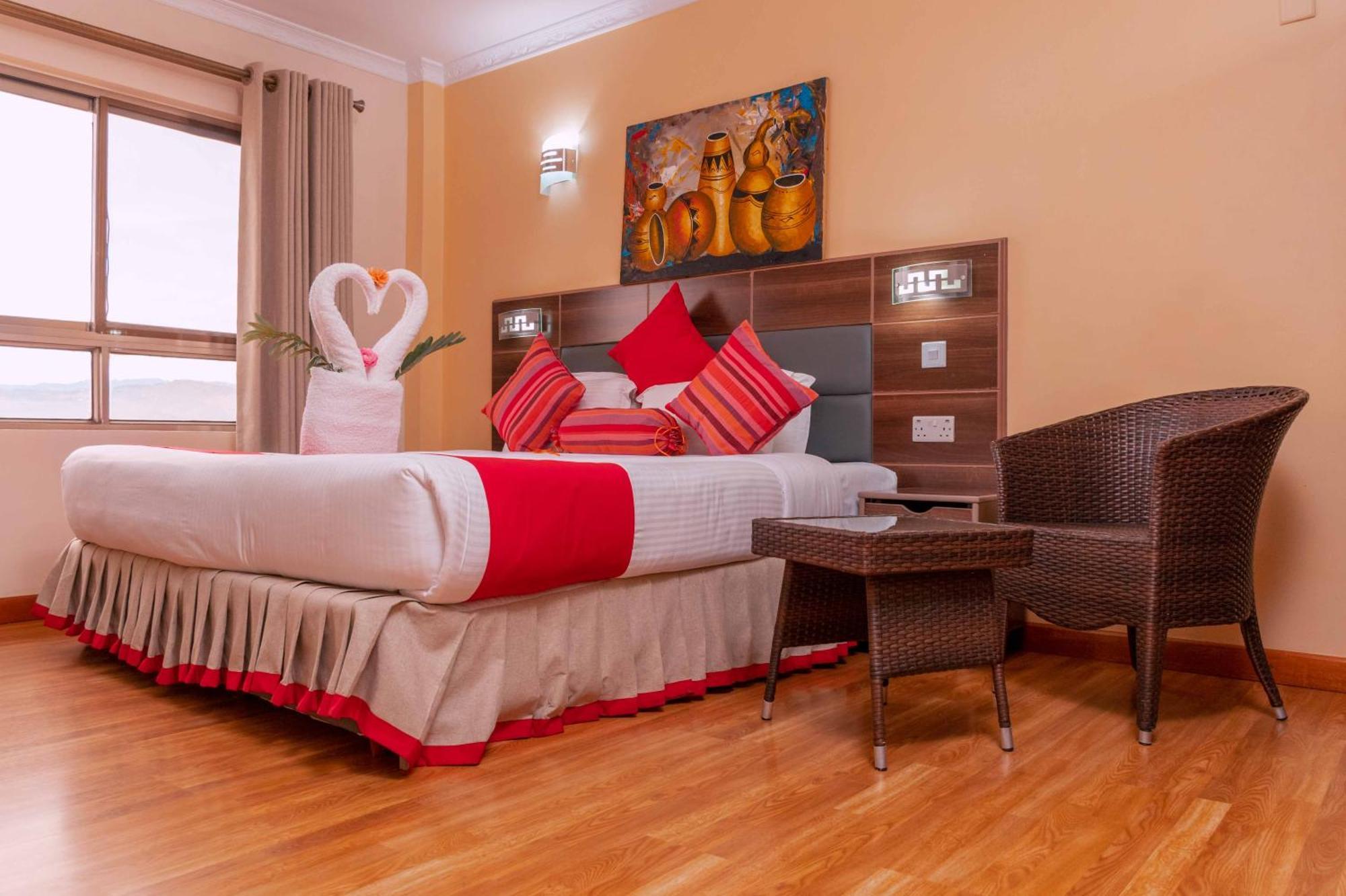Buraha Zenoni Hotel And Resort Nakuru Buitenkant foto