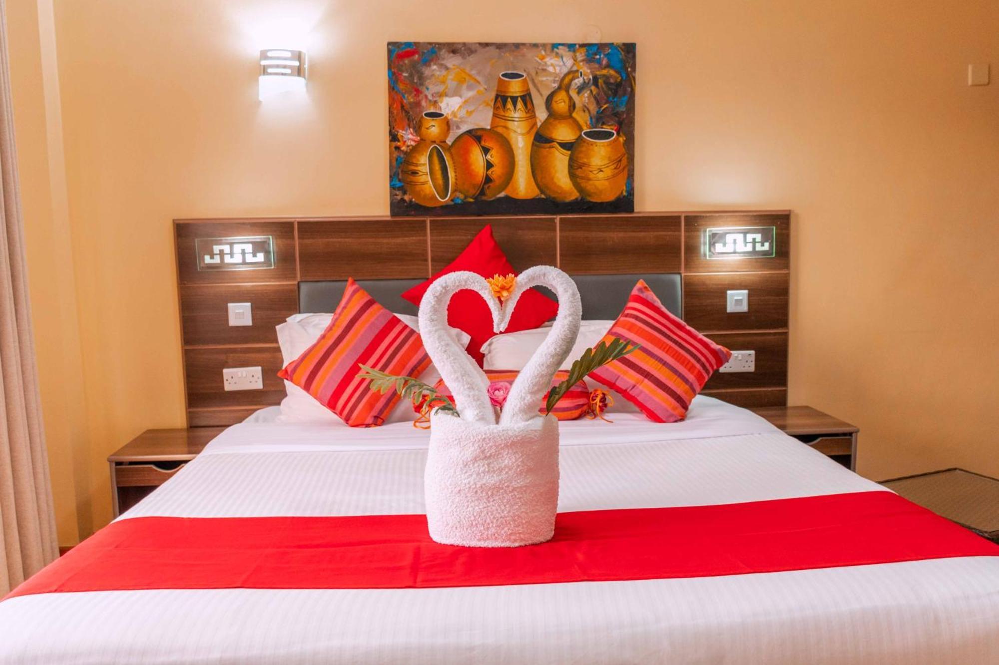 Buraha Zenoni Hotel And Resort Nakuru Buitenkant foto