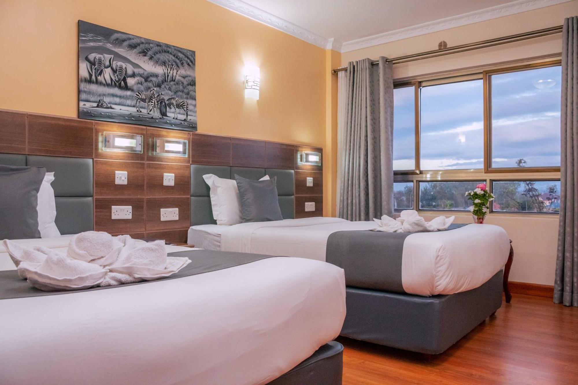 Buraha Zenoni Hotel And Resort Nakuru Buitenkant foto