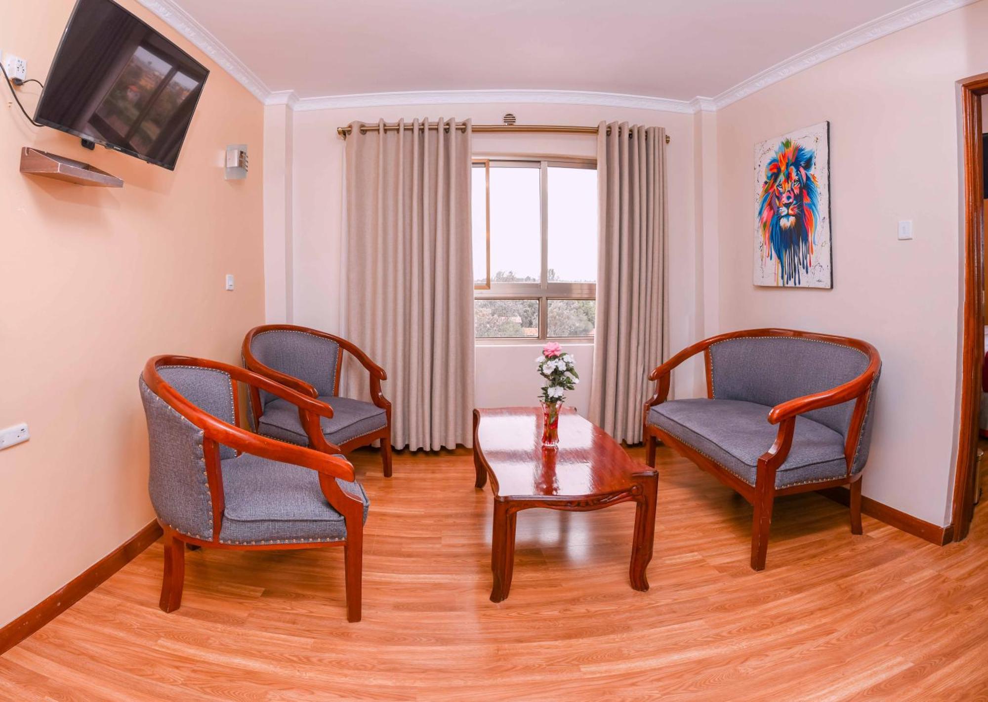 Buraha Zenoni Hotel And Resort Nakuru Buitenkant foto