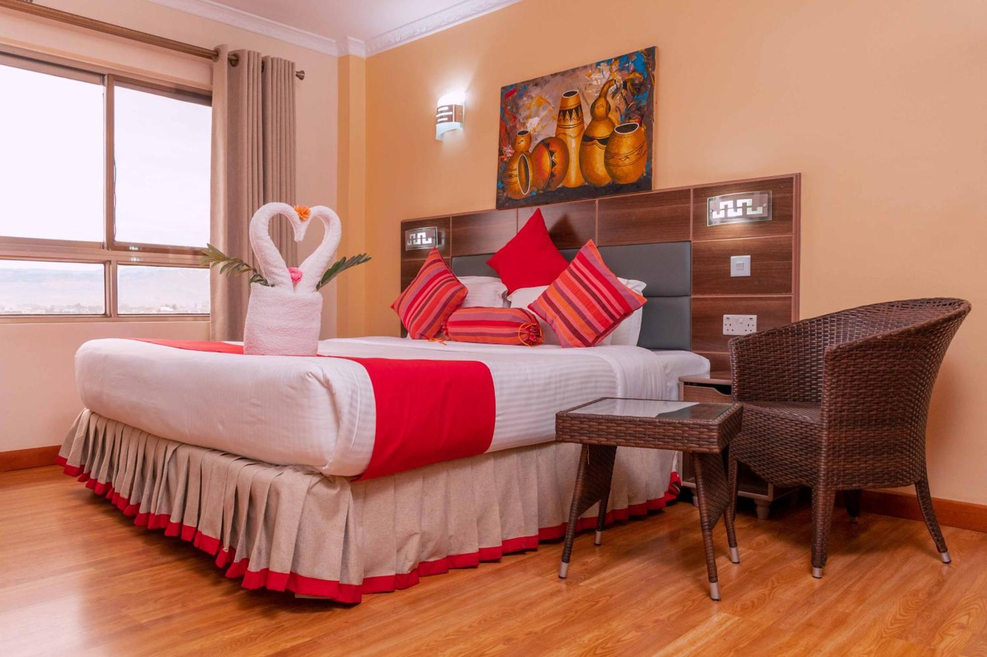 Buraha Zenoni Hotel And Resort Nakuru Buitenkant foto